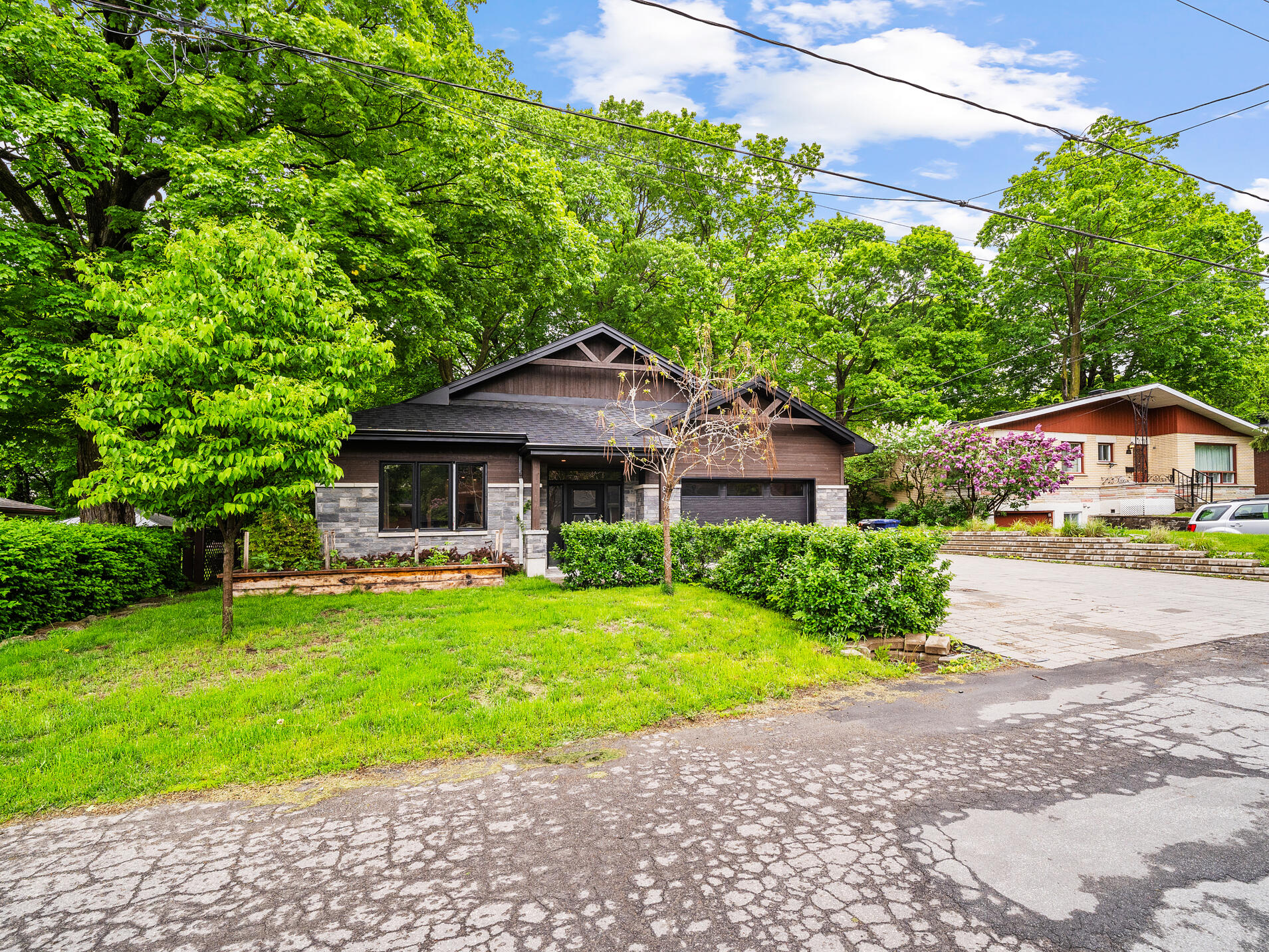 Maison mise en vente à Laval